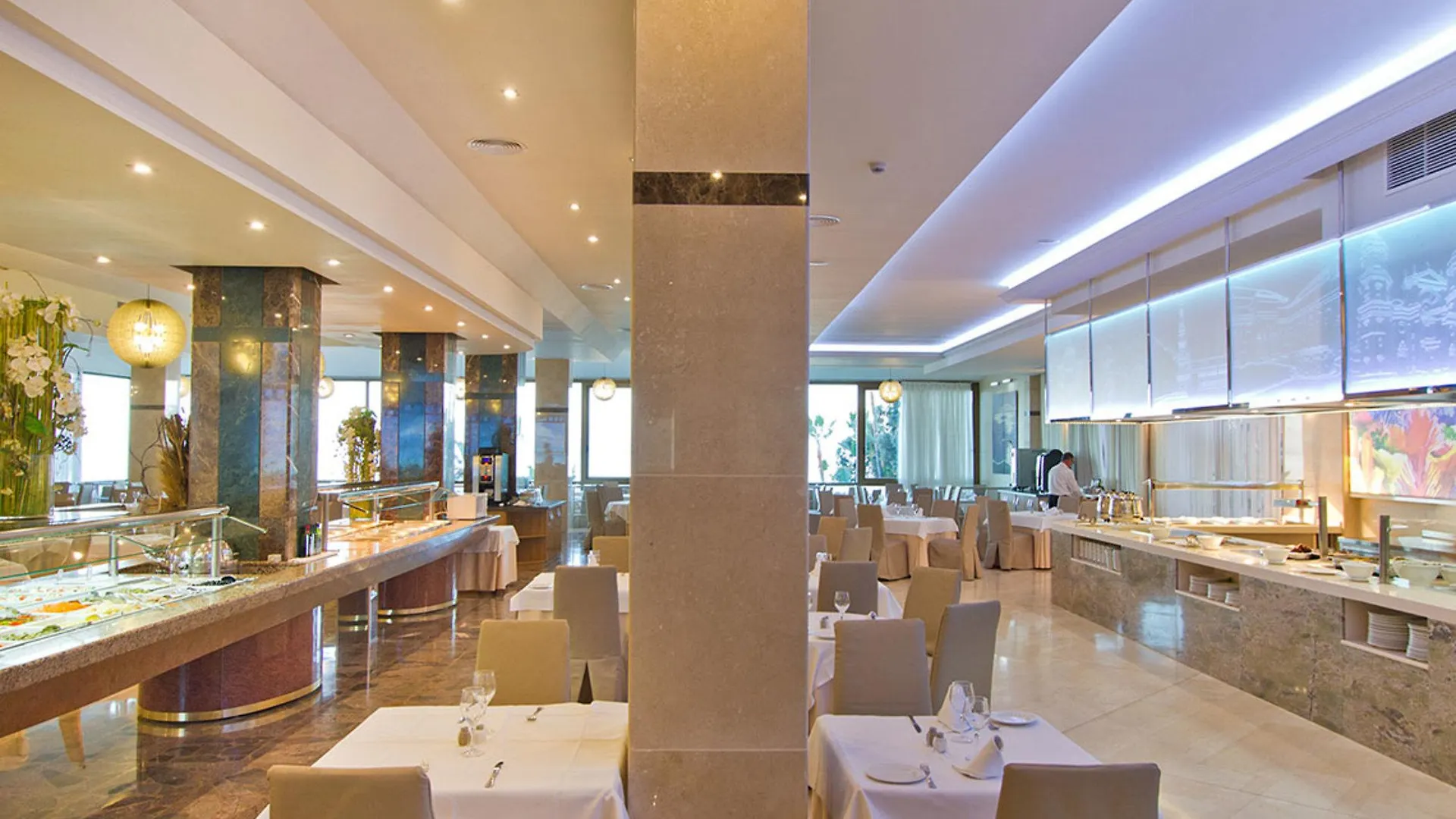 Ms Amaragua Hotel Torremolinos 4*,